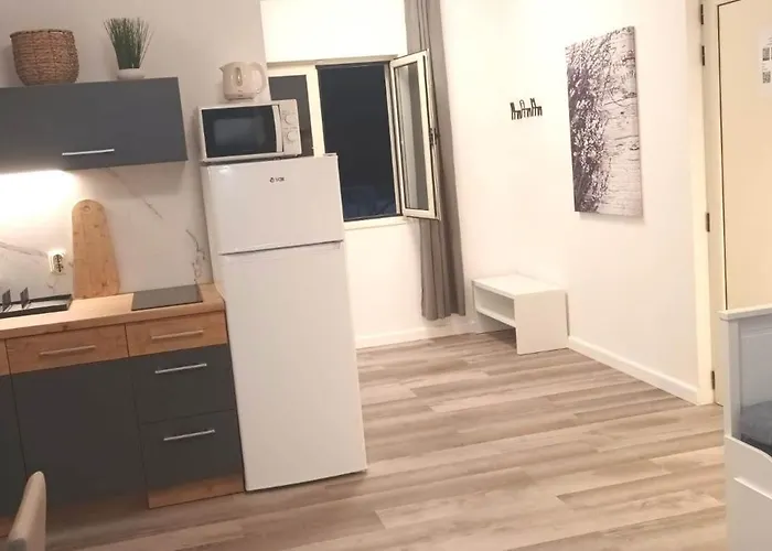 Lara Apartmán Bol