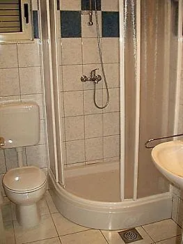 Lara Apartmán