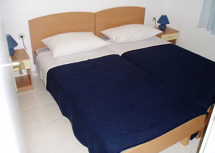 Lara Apartmán Bol